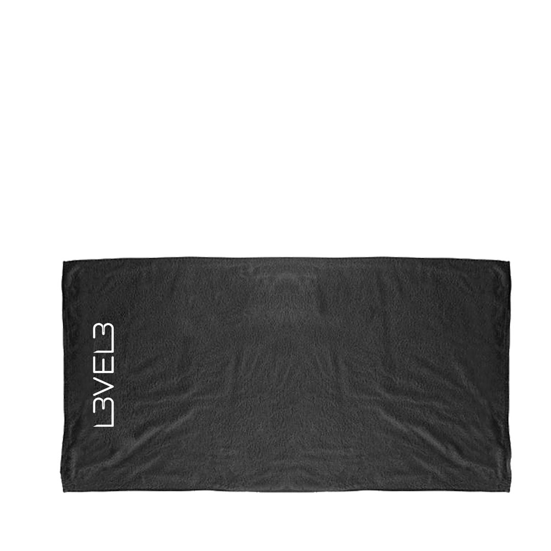 toalha preta microfibra com texto LVEB branco no canto
