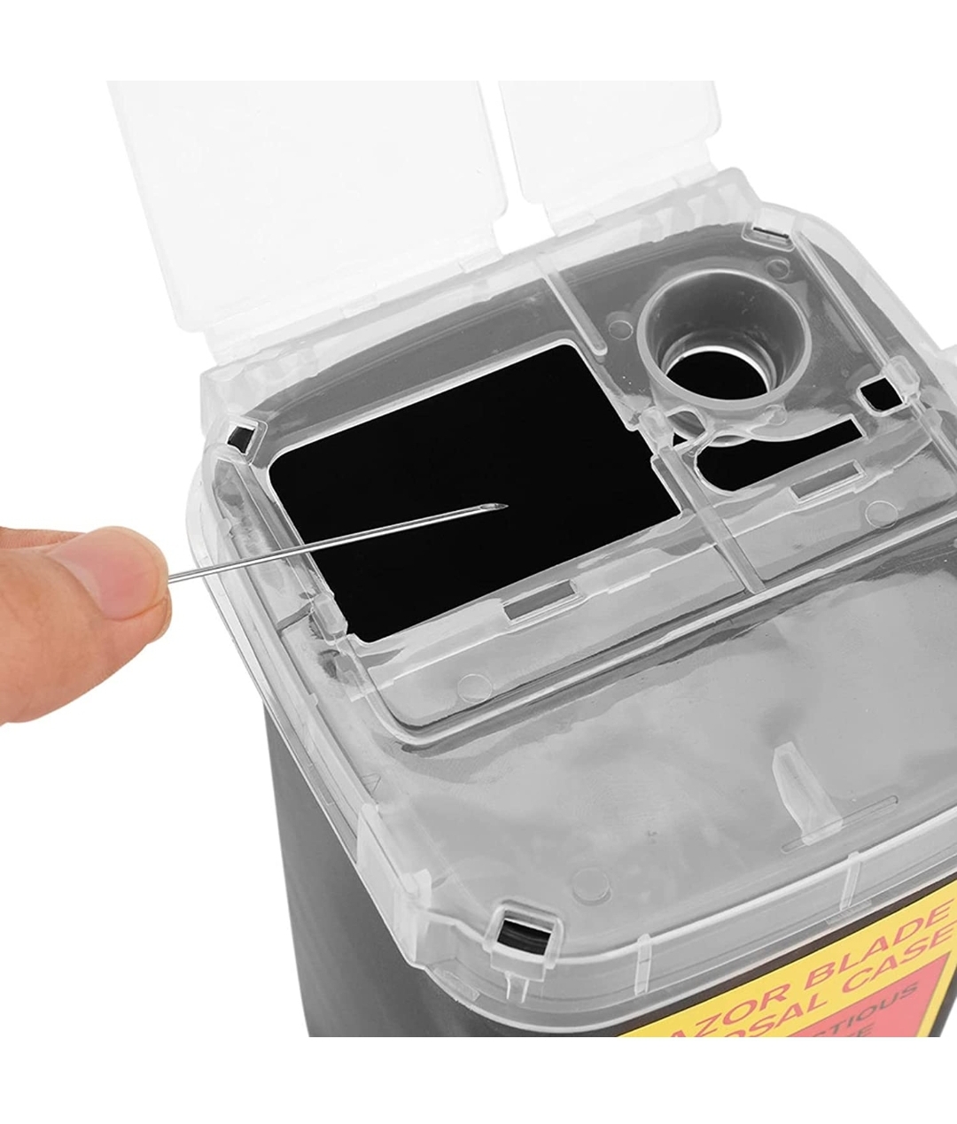 Depiladora com lâmina metálica única em tampa plástica transparente
