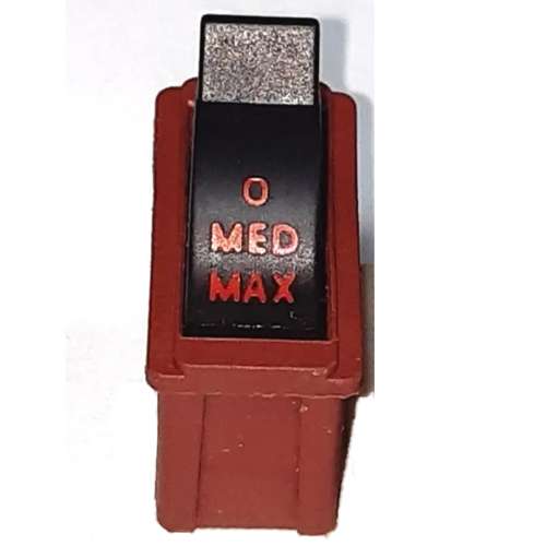 Interruptor preto e castanho com texto 'O MED MAX'