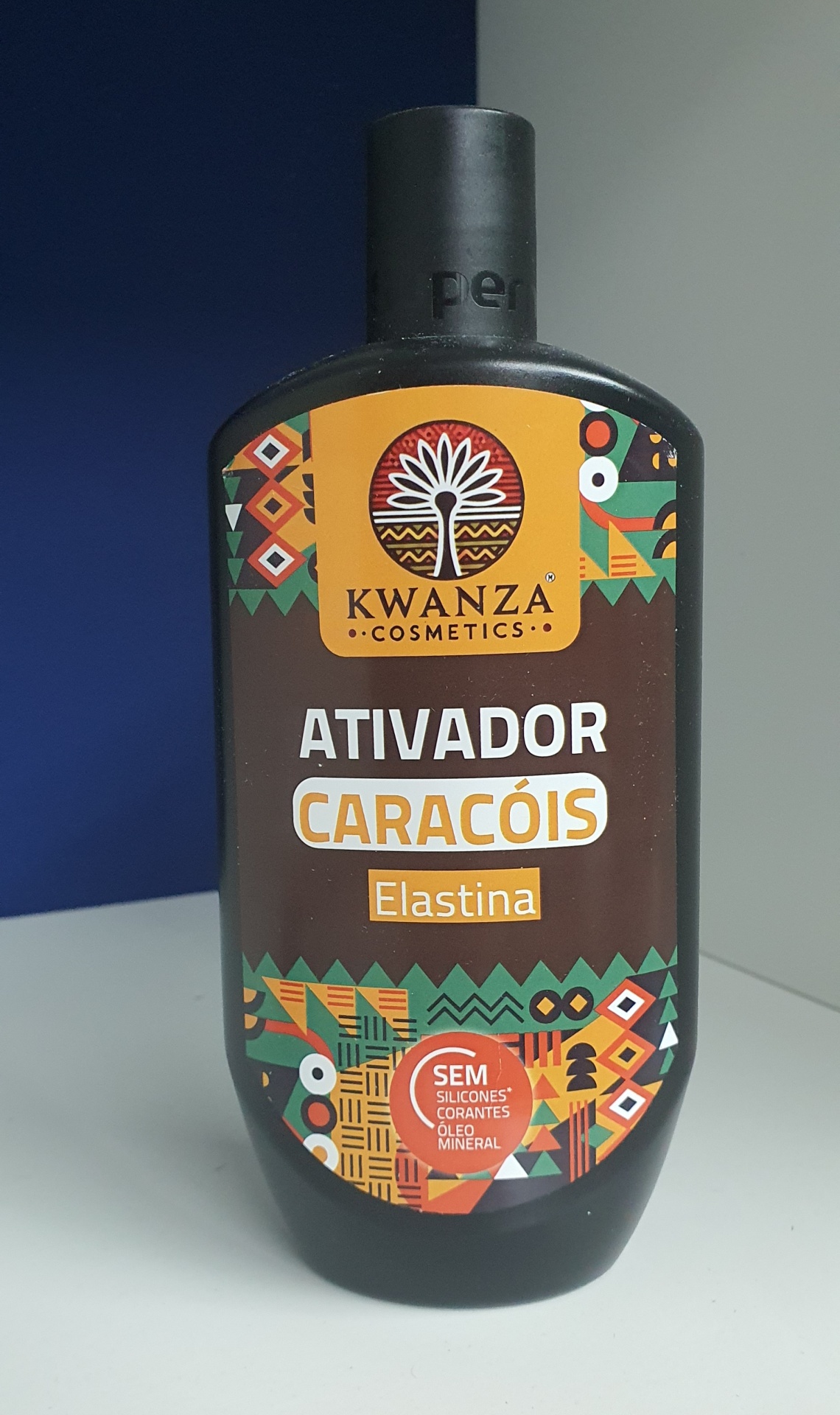 Frasco de ativador de caracóis Kwanza Cosmetics elastina