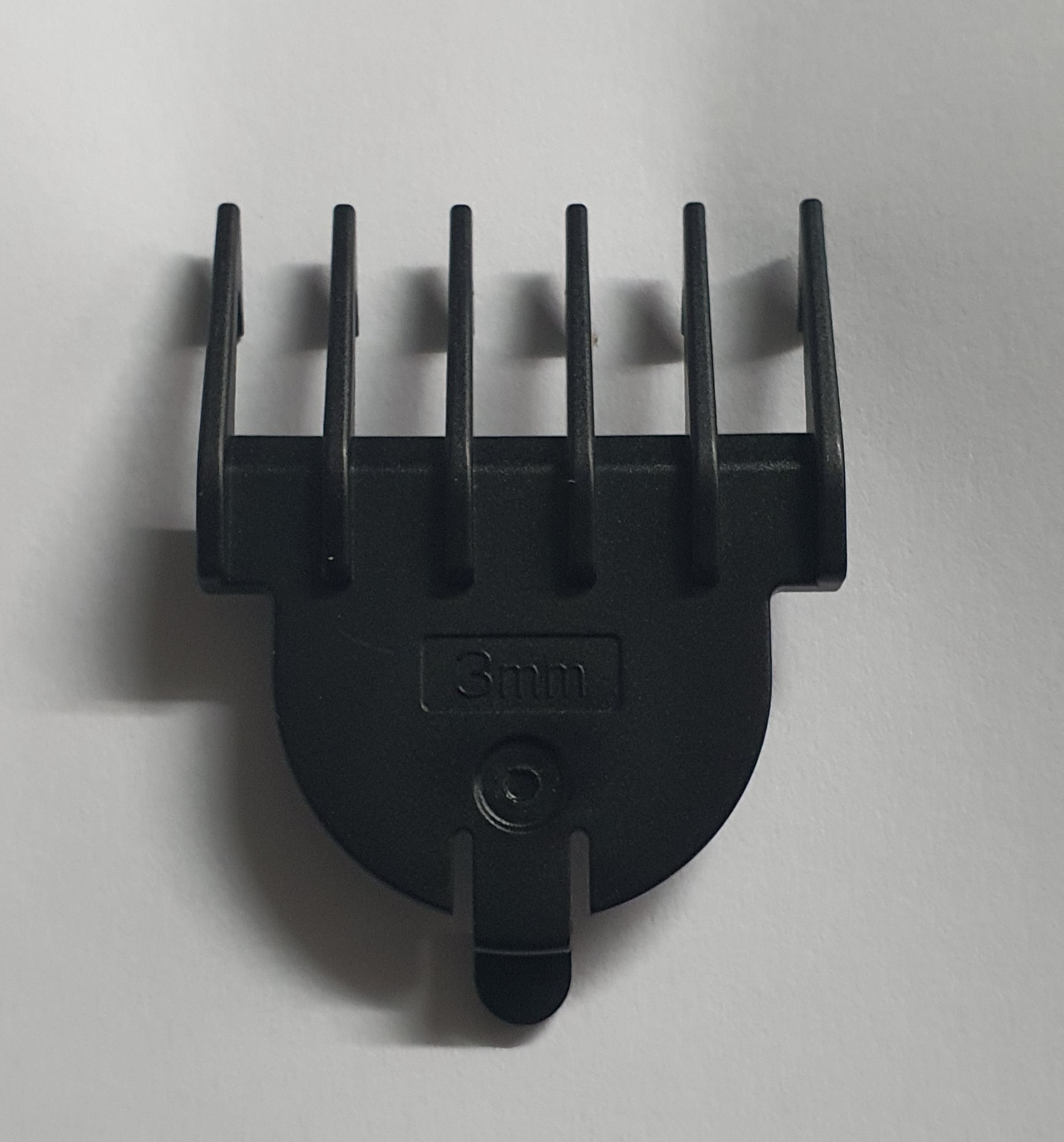 Pente preto para máquina de cortar cabelo com marcação 3mm