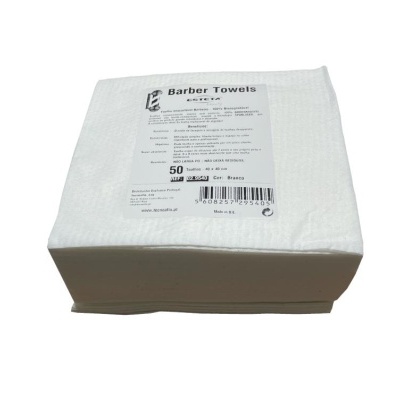 Pacote de toalhas de barbeiro brancas com etiqueta e código de barras