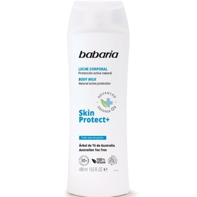 Frasco branco de leite corporal Babaria com texto e símbolos de proteção e ingredientes.