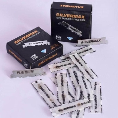Lâminas de barbear Silvermax com embalagens em pacotes individuais