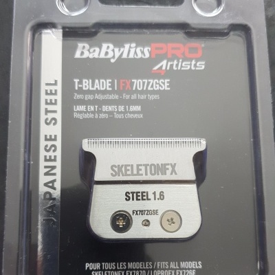 Lâmina de corte BaByliss PRO 4Artists FX707ZGSE de aço japonês na embalagem