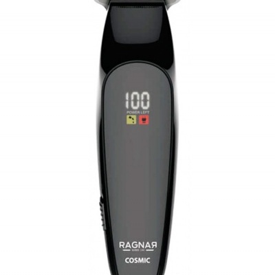 Aparelho elétrico de barbear com ecrã digital e texto RAGNAR COSMIC