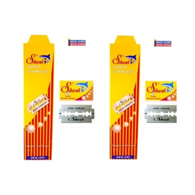 Caixas amarelas e vermelhas de lâminas de barbear Shark Super Stainless com lâminas de metal prateado