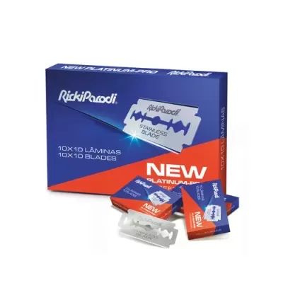 Caixa de lâminas de barbear RickiParodi azul e vermelha com lâminas e embalagens individuais