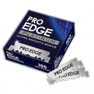 Caixa de lâminas de barbear PRO EDGE Platinum azul com lâminas expostas