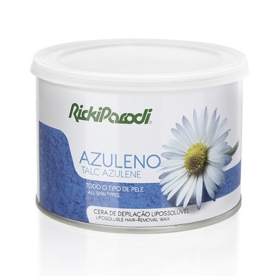 Lata de cera de depilação lipossolúvel RickiParodi com rótulo branco e azul e flor