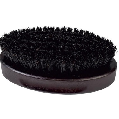 Escova de barbear oval com cerdas pretas e suporte preto