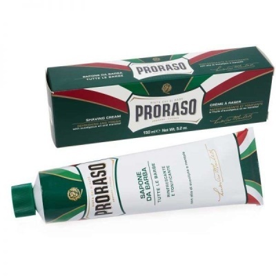 Creme de barbear Proraso em tubo verde branco e vermelho com caixa correspondente