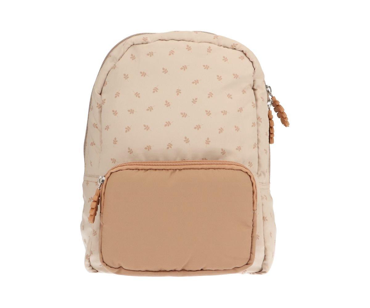 Mochila pequena bege com padrão de flores castanhas e bolso castanho claro