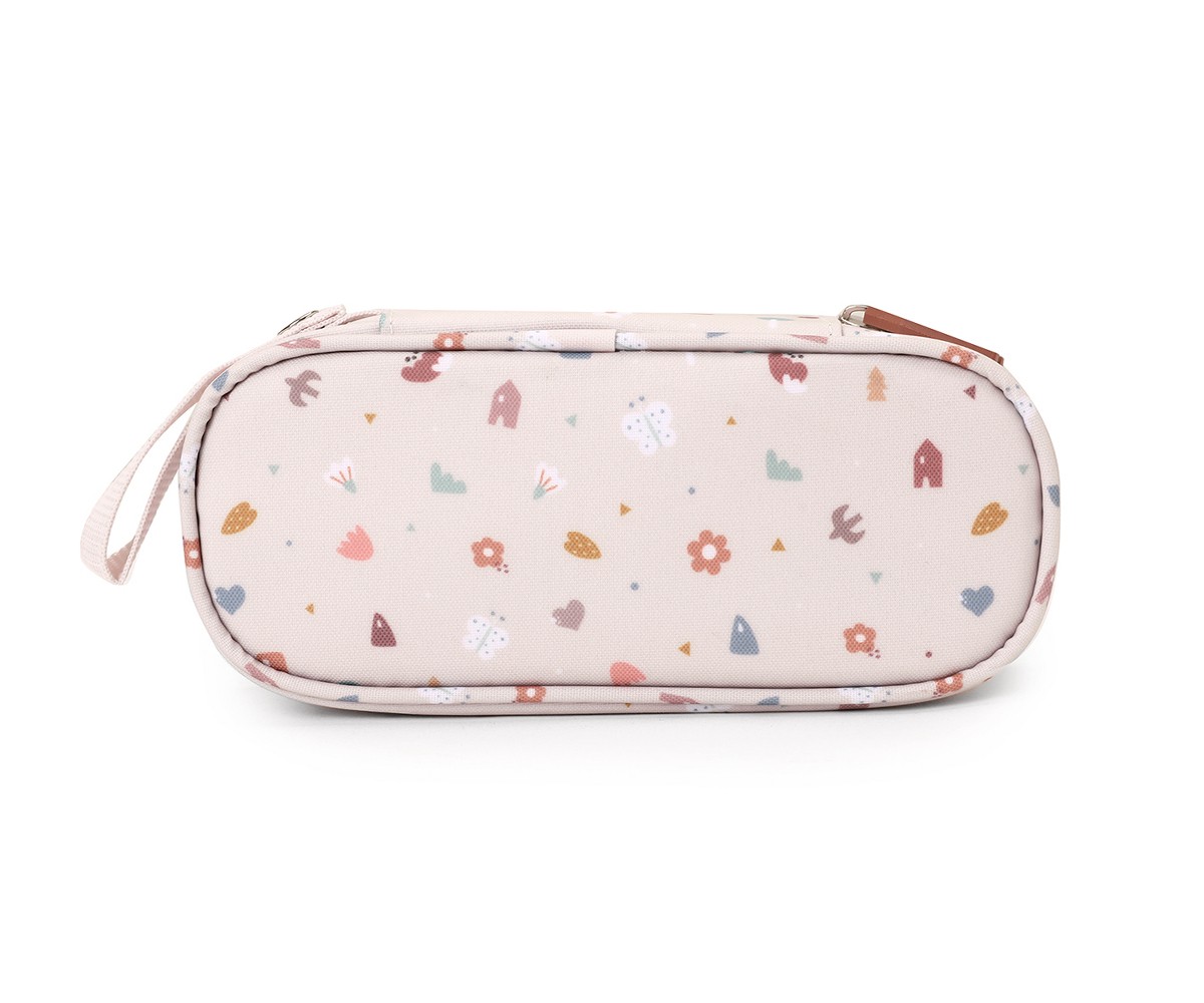 Estojo bege com padrão colorido de flores e corações