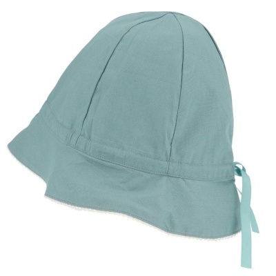 Chapéu azul claro de tecido com abas largas e laço atrás