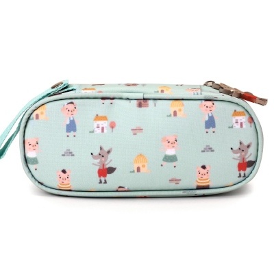 Estojo escolar azul claro com padrão dos três porquinhos e o lobo mau