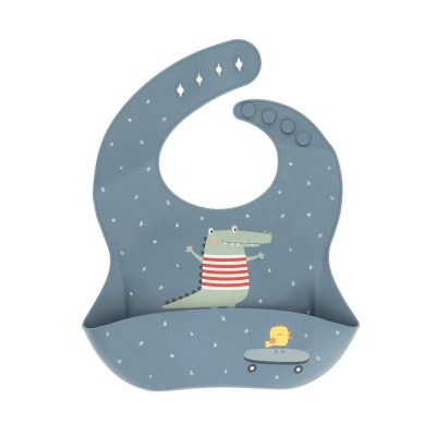 Babete de silicone azul com crocodilo e pato em patinete