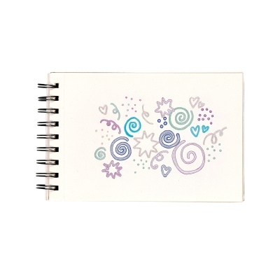 Caderno de espiral com capa decorada por desenhos coloridos