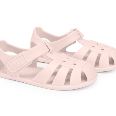 Sand&#x00E1;lias&#x20;Mermaid&#x20;Cats&#x20;Monn&#x00EB;ka