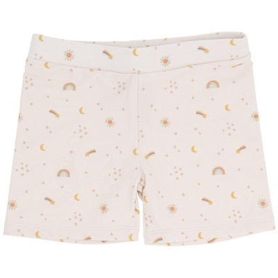 calções curtos brancos com padrão de sóis, luas, arco-íris e estrelas em cores suaves