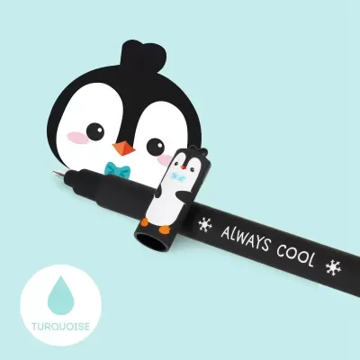 Caneta preta com pinguim decorativo e texto ALWAYS COOL sobre fundo azul turquesa