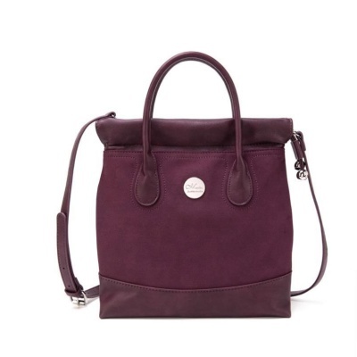 Mala bordô de mão e tiracolo com logótipo prateado