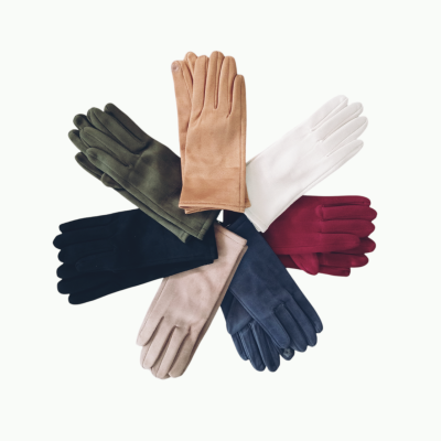 Sete pares de luvas de tecido em círculo, cores variadas