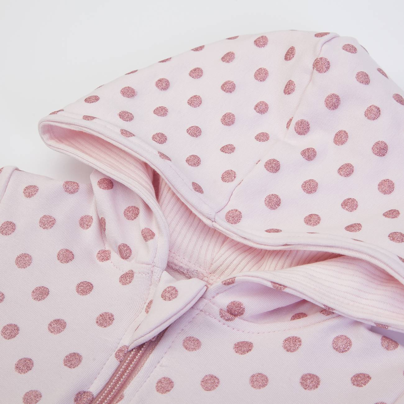 Casaco rosa com capuz e bolinhas cor-de-rosa para bebé