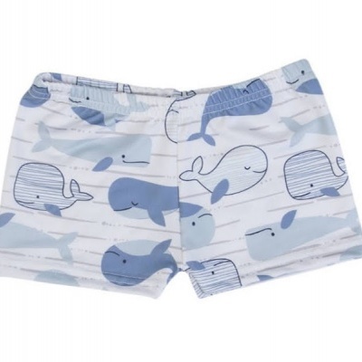 Calções de banho brancos com padrão de baleias azuis para criança