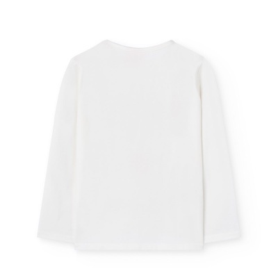 Camisola branca de manga comprida vista por trás