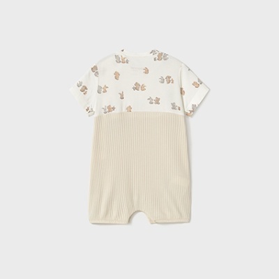 Macacão de bebé com padrão de coelhinhos castanhos, parte inferior bege canelada