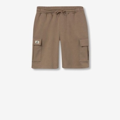 Calções castanhos com bolsos laterais e cordão na cintura