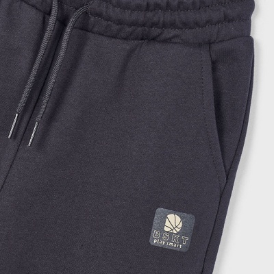 Calças de ganga escuras com cordão e bolso, logótipo BSKT Play Smart