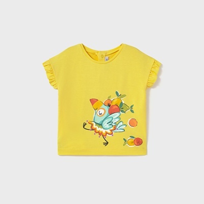 T-shirt amarela para criança com estampa de pássaro e frutas
