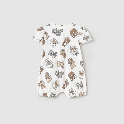 Macacão de bebé branco com estampado de ursinhos coloridos