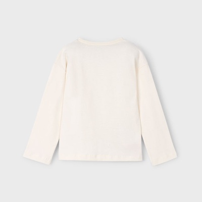 Camisola branca de manga comprida vista de costas