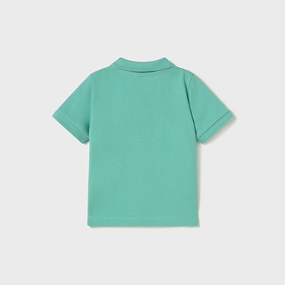 Polo de criança verde água vista de costas