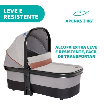 Alcofa para bebé bege e castanho com estrutura preta e texto promocional