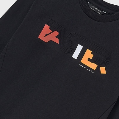 Sweatshirt preta com logotipo colorido BURBERRY