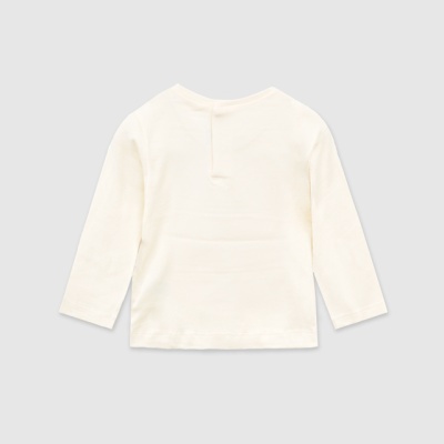 Camisola branca de manga comprida vista de costas