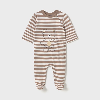 Macacão de bebé riscas bege e branco com urso estampado