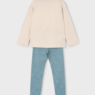 Conjunto infantil com camisola creme e calças azuis estampadas