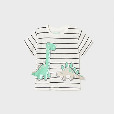 Camiseta infantil branca às riscas com dinossauros verdes e bege em textura 3D