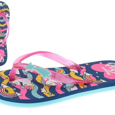 Chinelos de dedo coloridos com padrão de unicórnios e tiras rosas