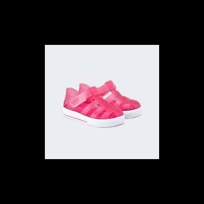 https://www.bebelar.pt/product/sandalias-star-fuscia
