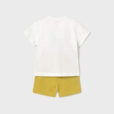 Conjunto infantil branco e amarelo com t-shirt e calções