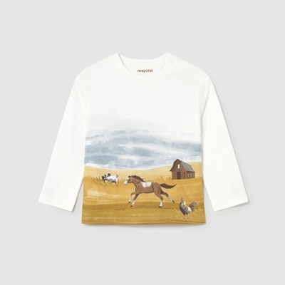 Camisola branca infantil com estampado de cavalo, vaca, galinhas e celeiro rural