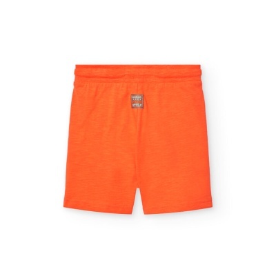 Calções laranja com etiqueta frontal