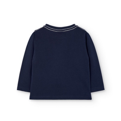 Camisola infantil azul-escura de manga comprida com gola redonda e costura branca decorativa no pescoço