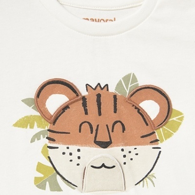 Camisola branca com estampado de rosto de tigre feliz e folhas verdes